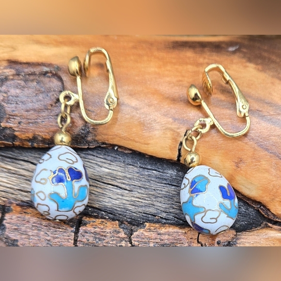 Unsigned Jewelry - Cloisonné Egg Earrings Lever Back Clip-ons White Blue Gold Colors EUC